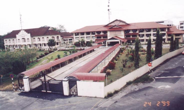 E1.jpg